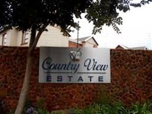 813 m² Land available in Country View Estate