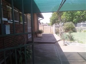 3 Bed House in Vanderbijlpark CE2