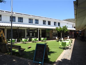 52 m² Retail Space in Fish Hoek
