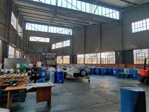1800 m² Industrial space in Robertsham