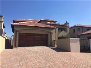 4 Bed House in Summerset