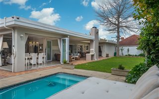 5 Bedroom House in Morningside