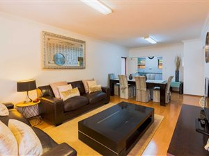 3 Bed Apartment in Oaklands