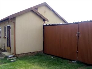 2 Bed House in Vanderbijlpark CE3