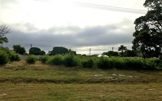 1030 m² Land available in Fisherhaven
