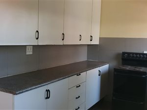 2 Bed House in Westdene