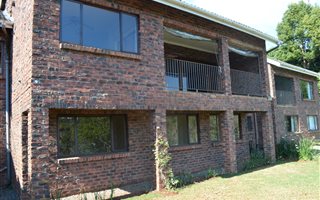 4 Bedroom Duplex in Kloof