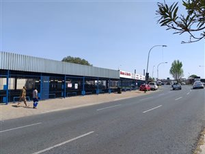 1300 m² Industrial space in Newlands