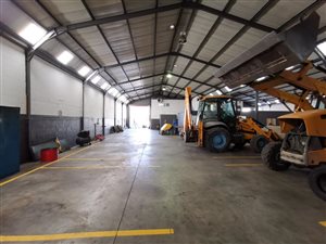 880 m² Commercial space in Kuilsriver