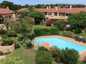 3 Bed Apartment in Seaside Longships