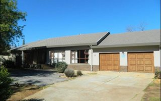 4 Bedroom House in Panorama