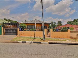 3 Bed House in Rosettenville