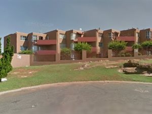 2 Bed Penthouse in Ridgeway