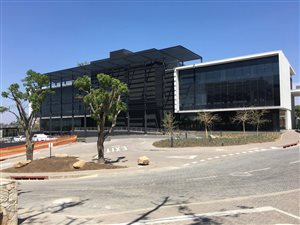 1163 m² Commercial space in Bryanston