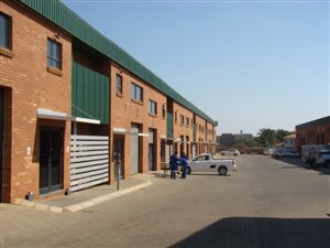Commercial space in Montana Park
