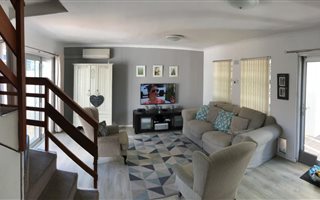 3 Bedroom Townhouse in Tableview
