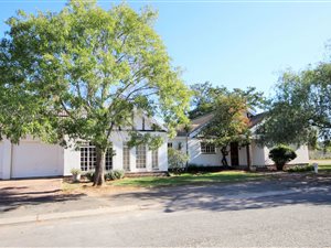 4 Bed House in Oudtshoorn