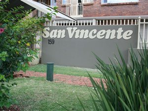 3 Bed Flat in Sinoville