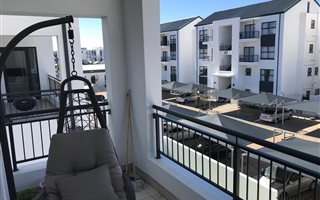 1 Bedroom Apartment in Parklands North