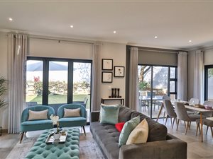 3 Bed Cluster in Bryanston East