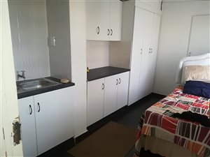 1 Bed House in Umhlatuzana