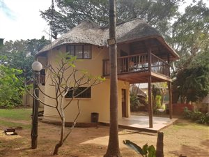 2 Bedroom House in Woodgrange