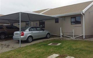 2 Bedroom Townhouse in Gonubie