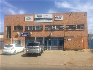 2450 m² Industrial space in Alrode
