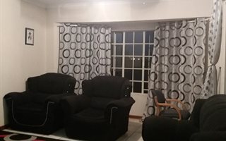 2 Bedroom Townhouse in Regents Park