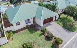 3 Bedroom Townhouse in Oatlands North
