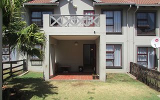 2 Bedroom Apartment in Verwoerdpark