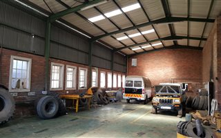 760 m² Industrial space in Morehill