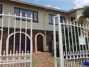 6 Bed House in Isipingo