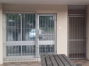 123 m² Commercial space in Meerensee