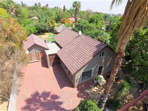 4 Bed House in The Reeds