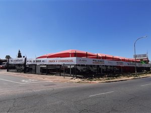 300 m² Commercial space in Newlands