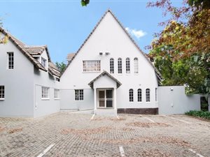 300 m² Commercial space in Norwood