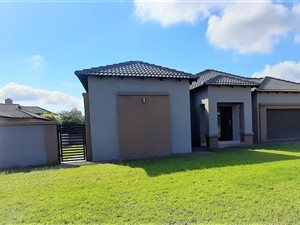 4 Bed House in Midlands Estate