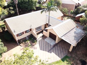 4 Bedroom House in Rietvalleipark