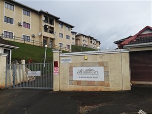 3 Bed Apartment in Southgate