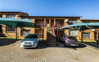 2 Bedroom Apartment in Meredale
