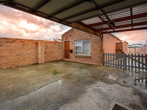 Lindsay Combrink Property Listings Private Property