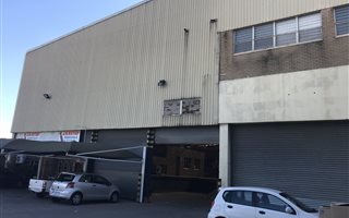 9000 m² Industrial space in Lyttelton Manor