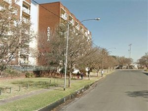 3 Bed Apartment in Vereeniging Central
