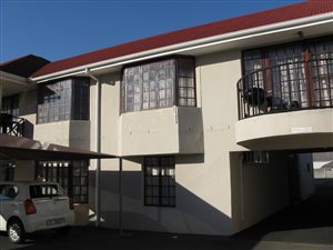 2 Bed Apartment in Paarl