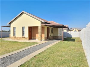 3 Bed House in Waterkloof