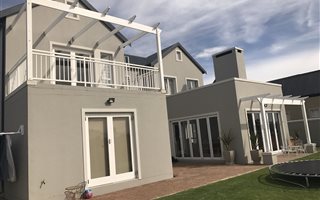 4 Bedroom House in Kingswood Golf Estate