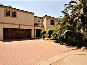 3 Bed House in Sunninghill