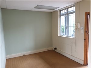 80 m² Office Space in Norwood