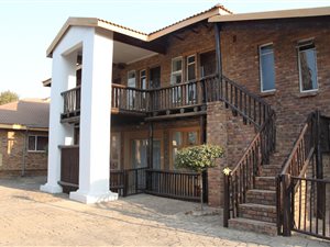 2 Bed Flat in Timsrand AH